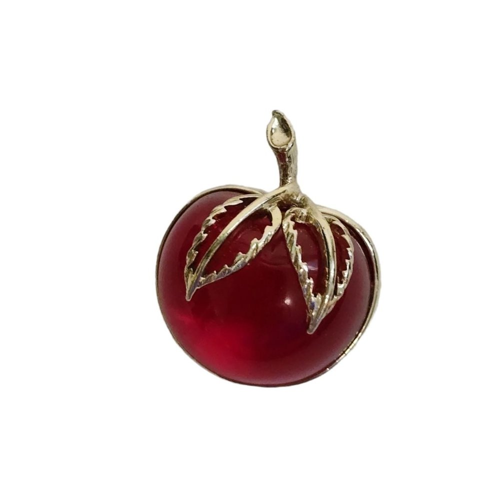 VINTAGE Sarah Coventry Magenta Pink Lucite Apple Pin Brooch 70s Jelly Belly